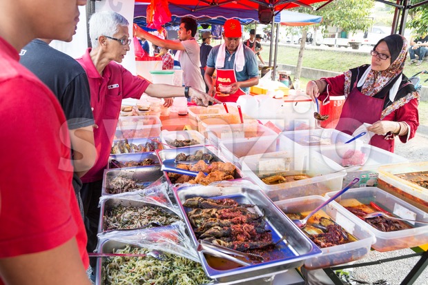 Street food bazaar in Malaysia catered for iftar during Ramadan fasting month Stock Photo