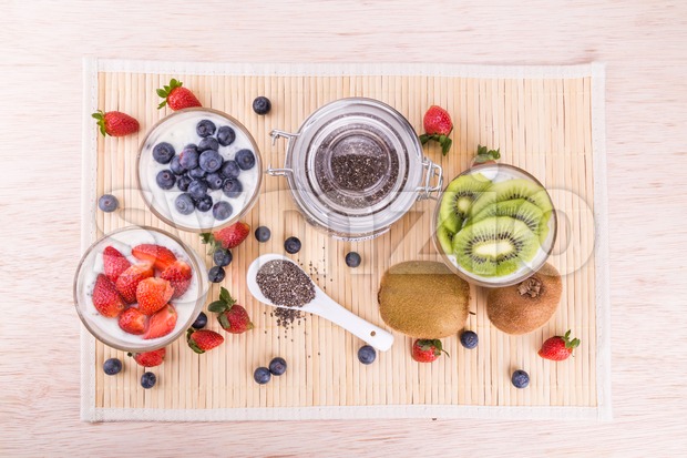 Chia seeds pudding with fresh fruits, healthy nutritious anti-oxidant superfood. Stock Photo